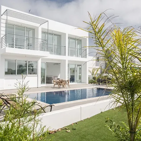 Villa Saffi Paralimni